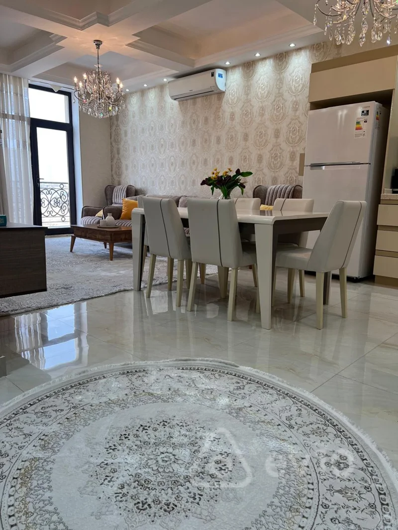 3 otaqlı mənzil, 100 m², Mərkəzi bulvar küç — kirayə — Mənzil, Bakı (2)