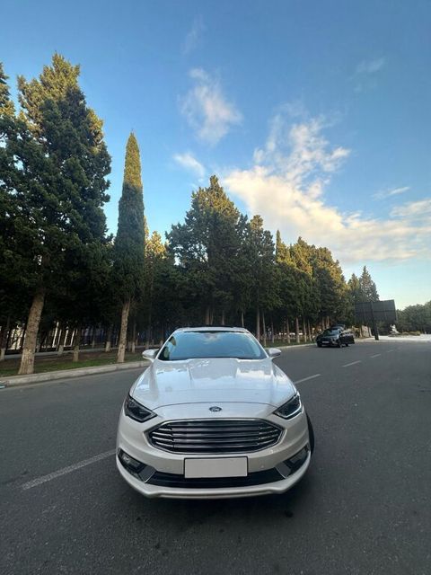 Ford Fusion (North America), 2.0 L, 7.6 kWh, 2017 il, 168 000 km — Bakı