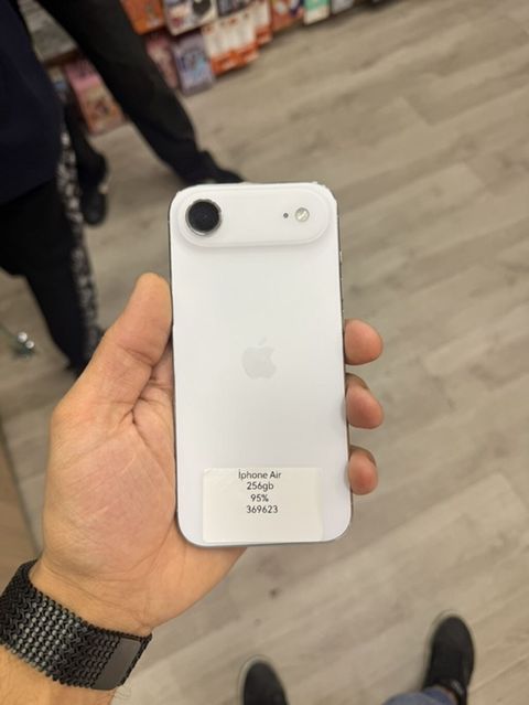 IPhone Air, 256 GB, Ağ — Bakı