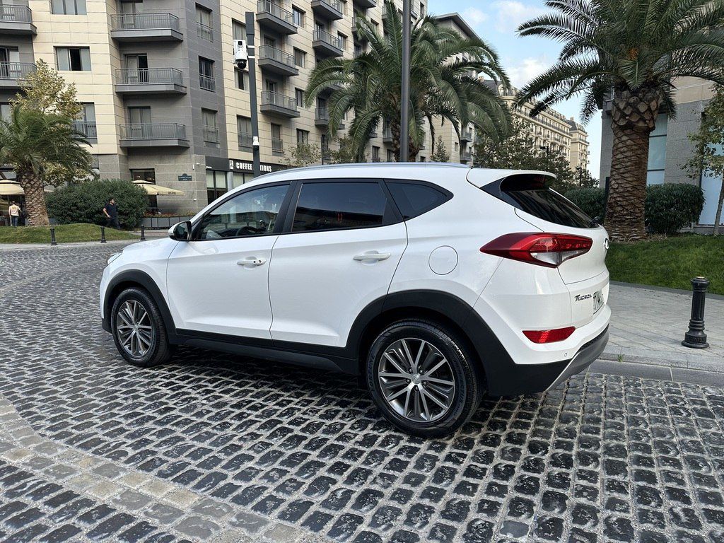 Hyundai Tucson, 2.0 L, 2016 il, 187 300 km — Avtomobillər, Bakı (4)