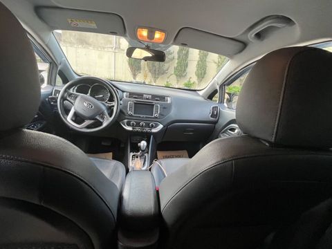 Kia Pride: 1.4 l 2015 il Sedan — Bakı