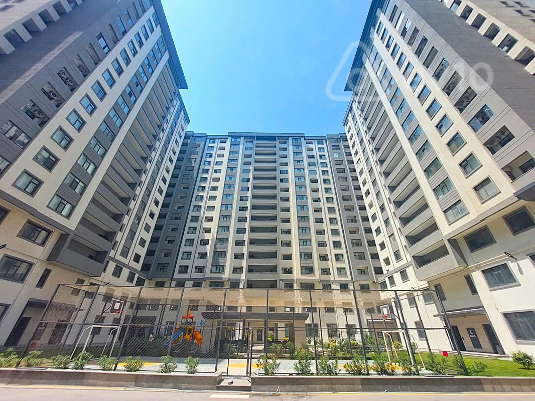 2 otaqlı mənzil, 96.5 m², Əbdülvəhab Salamzadə Küçəsi — Bakı