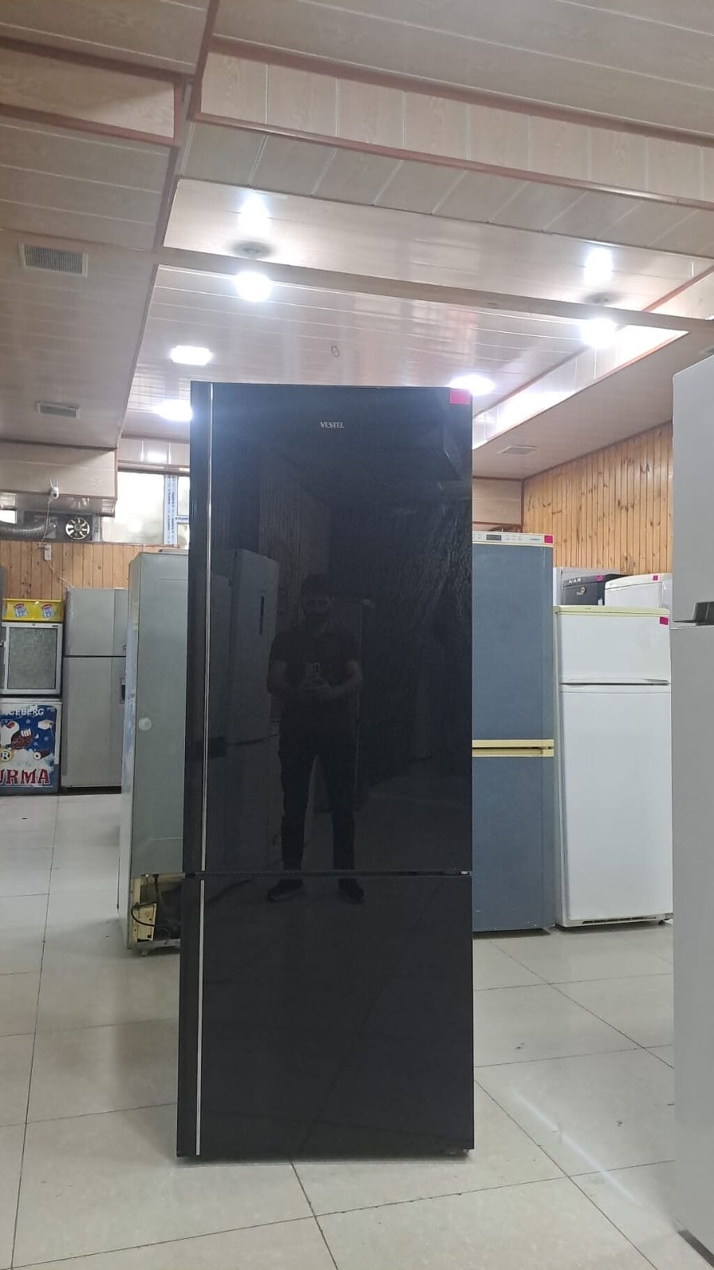 Vestel iki qapılı soyuducu (aşağıda dondurucu) - Rəng: parlaq qara — Soyuducular, Digah (2)
