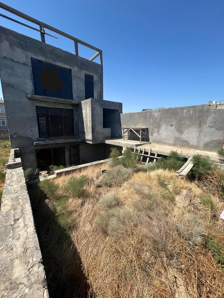 Satılır 6 otaqlı həyət evi/bağ evi 400 m² — Ev, villa, Bakı (2)