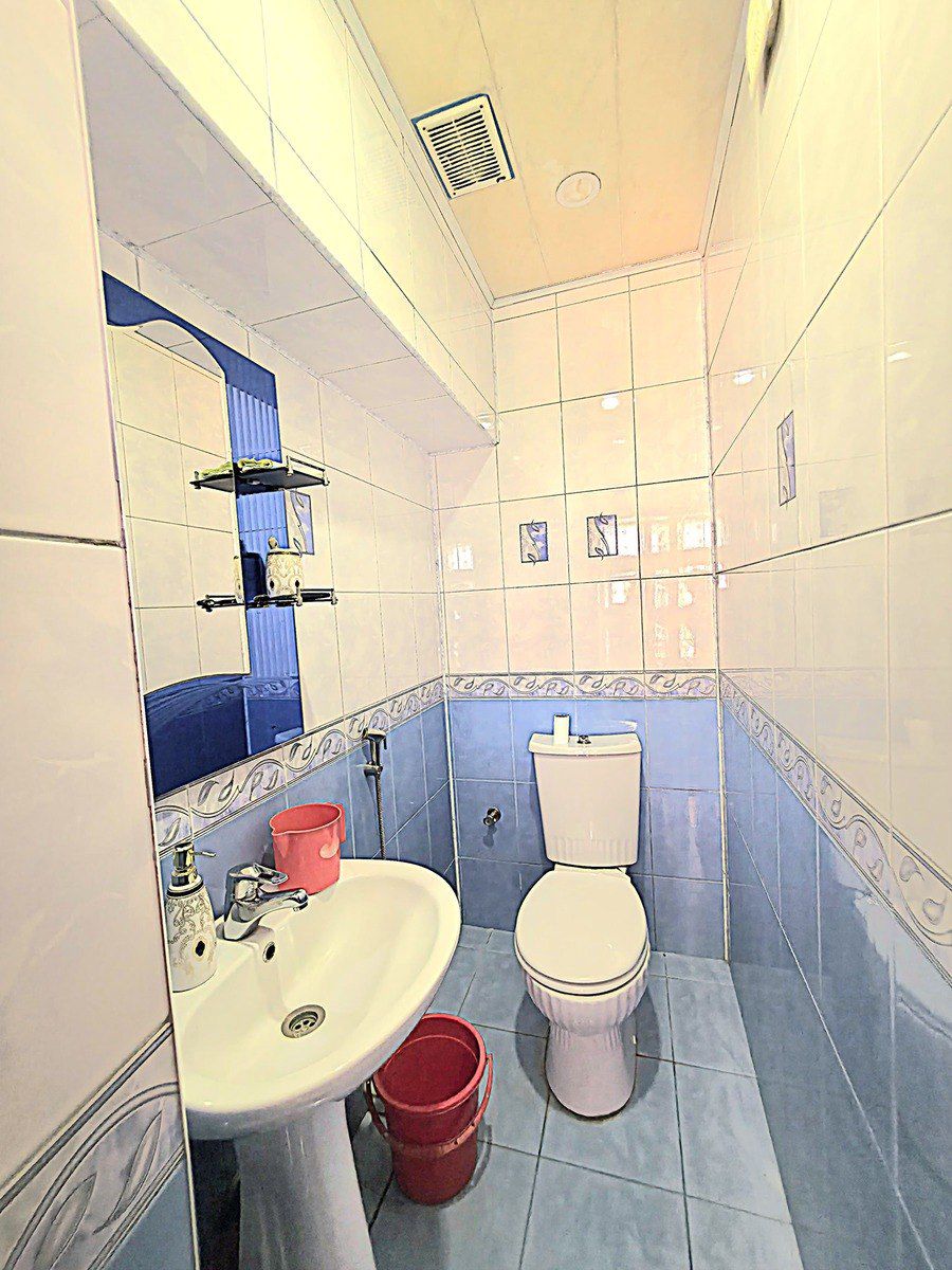 Satılır 4 otaqlı köhnə tikili 110 m² — Mənzil, Bakı (12)