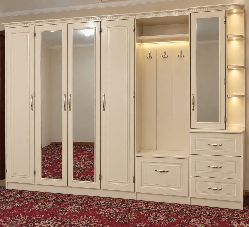 *Membran Dəhliz dolabı satılır 550₼. Ölçü 4m. Hündürlüyü 2.50. Ünvan — Xol üçün, Bakı