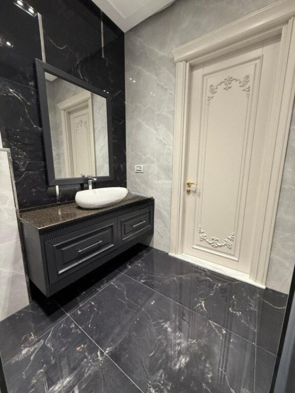 Satılır 4 otaqlı yeni tikili 250 m² — Mənzil, Bakı (10)