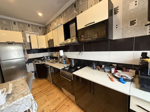Mətbəx mebel dəsti – künc yerləşim, yuxarı-aşağı dolablar komplekti — Bakı