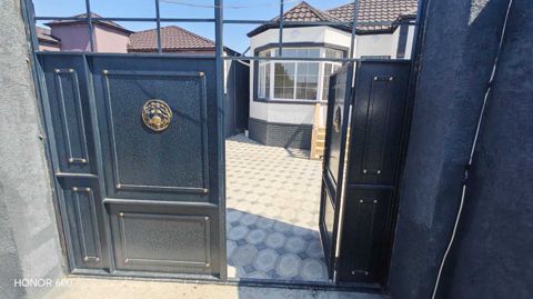 Satılır 4 otaqlı həyət evi/bağ evi 125 m² — Bakı