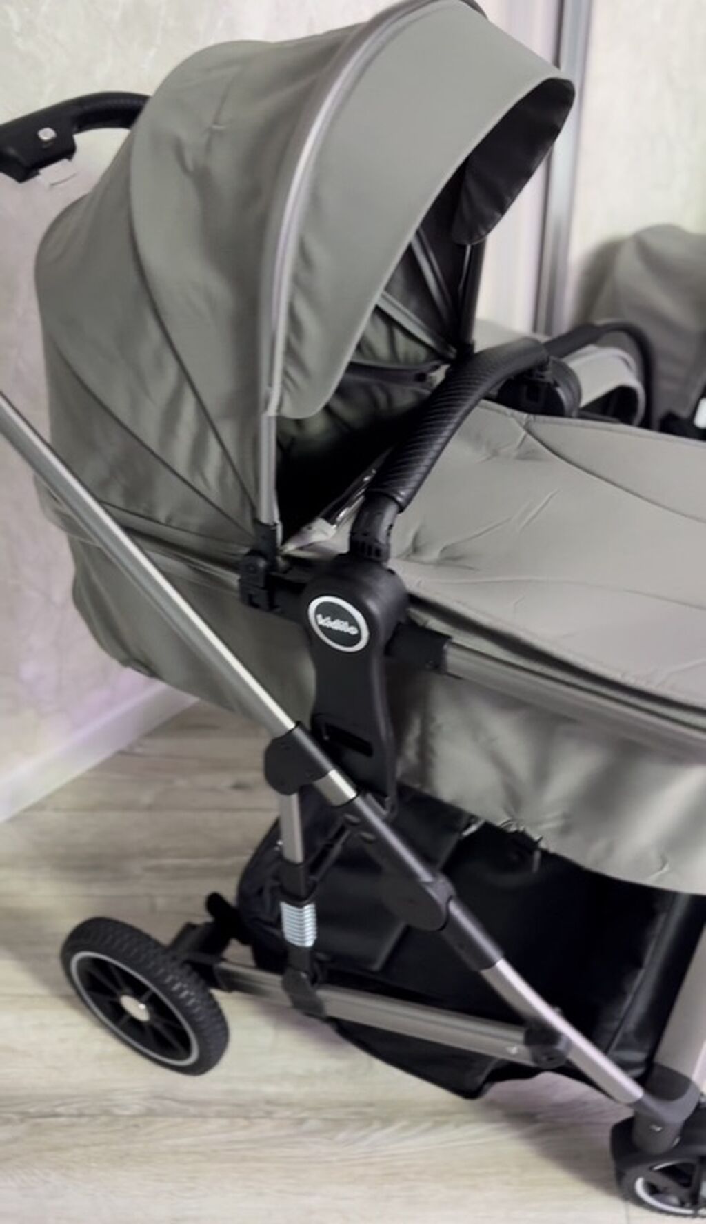 Kidilo 250 man alınıb 105 satılır Əla vəziyyətdədir. Özünün Çantası — Arabalalar, Bakı (2)