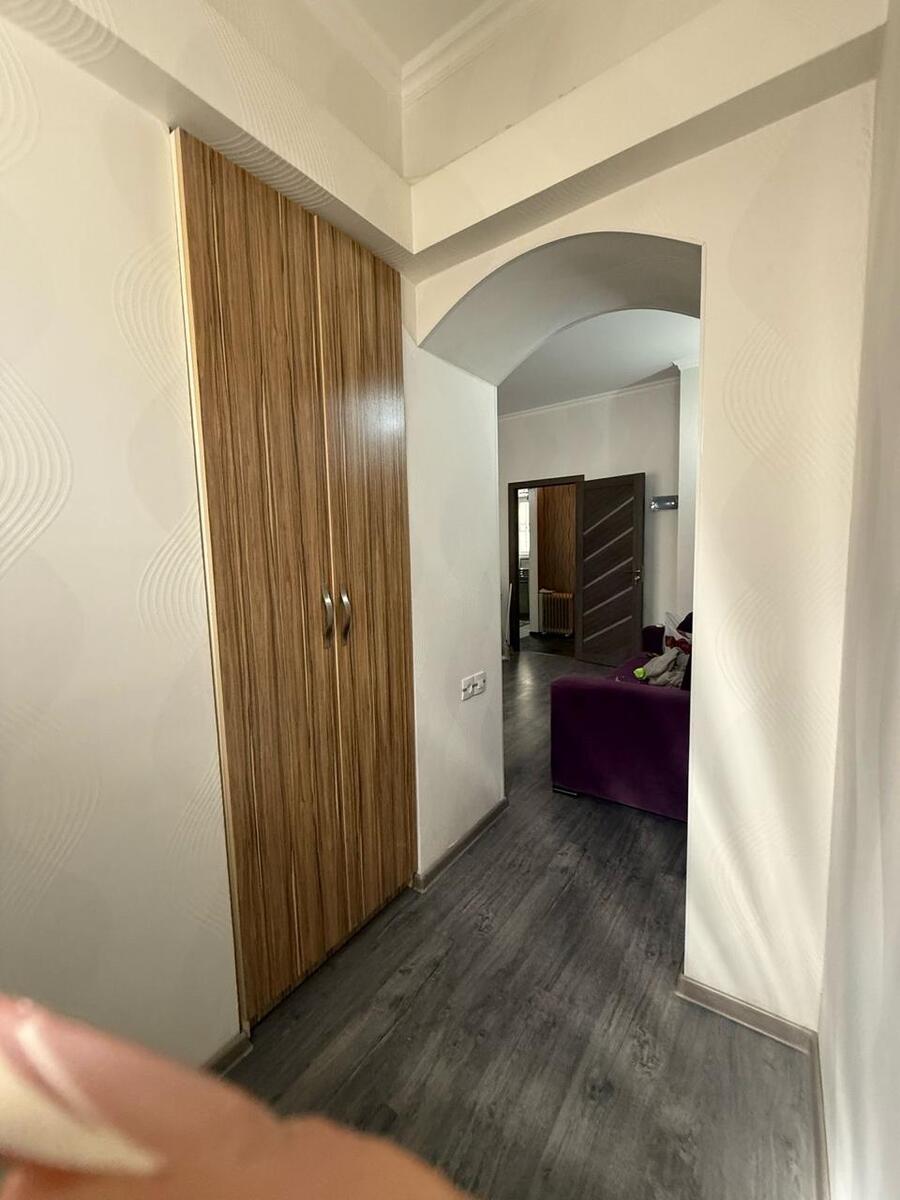 Satılır 1 otaqlı köhnə tikili 40 m² — Mənzil, Bakı (4)