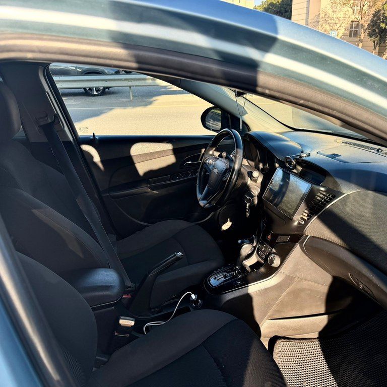 Chevrolet Cruze, 1.8 L, 2011 il, 330 000 km 99-RM-601 — Avtomobillər, Bakı (4)