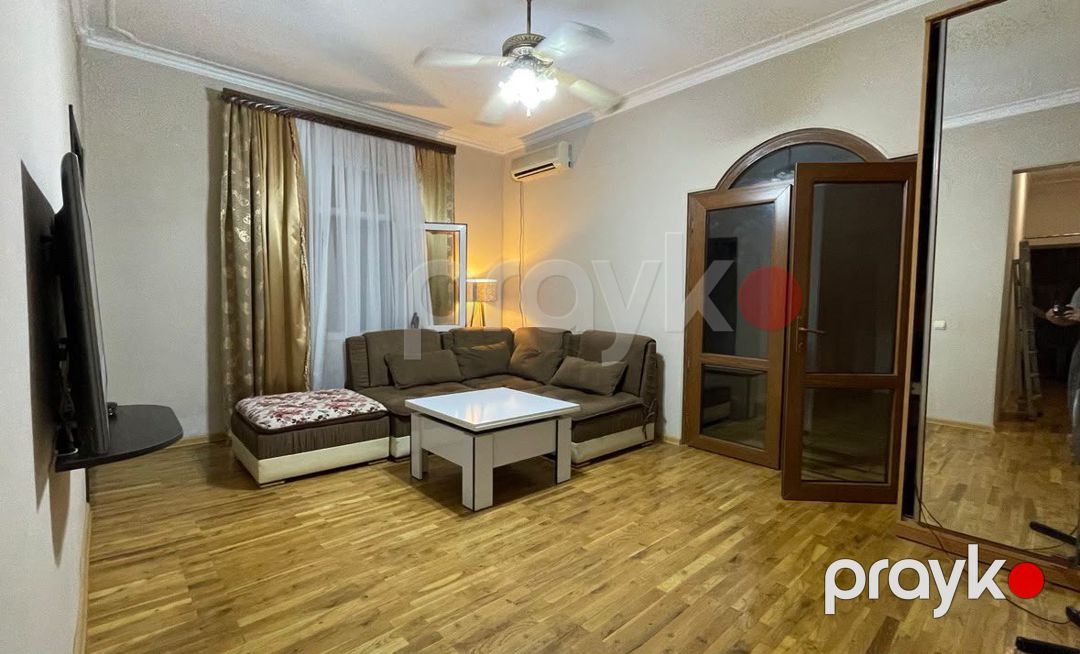 Əhmədli, kupçalı 2 mərtəbəli həyət evi — Ev, villa, Bakı (5)