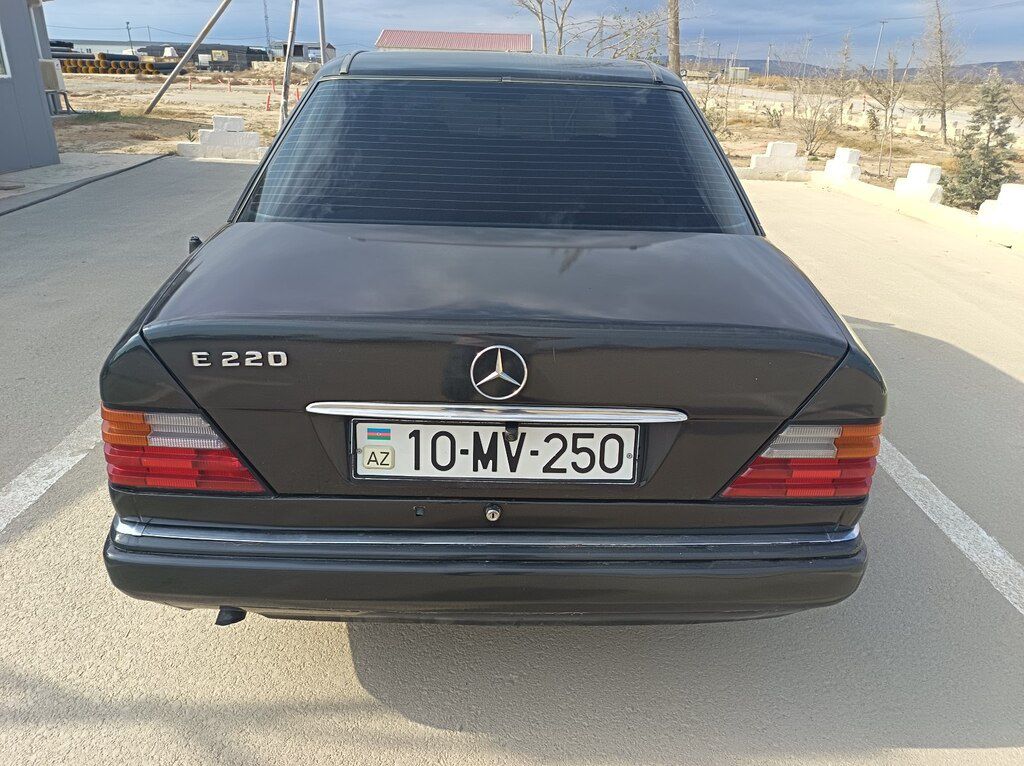 Mercedes E 220, 2.2 L, 1994 il, 449 000 km 10-MV-250 — Avtomobillər, Bakı (3)