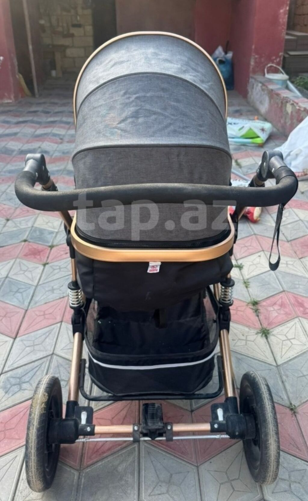 Araba yaxsi veziyyetde qiymwt son.Unvan Patamdar — Arabalalar, Bakı (2)