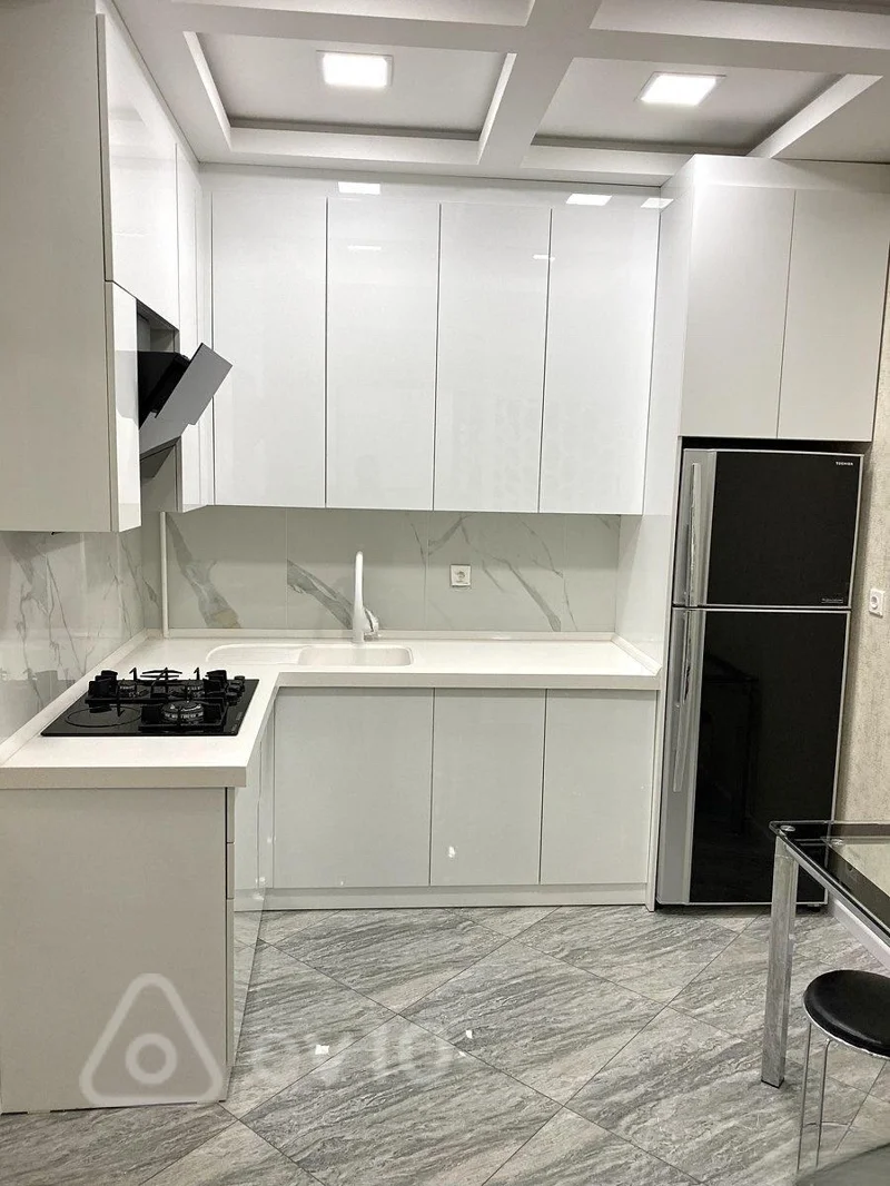 2 otaqlı mənzil, 70 m², Koroğlu rəhimov — kirayə — Mənzil, Bakı (3)