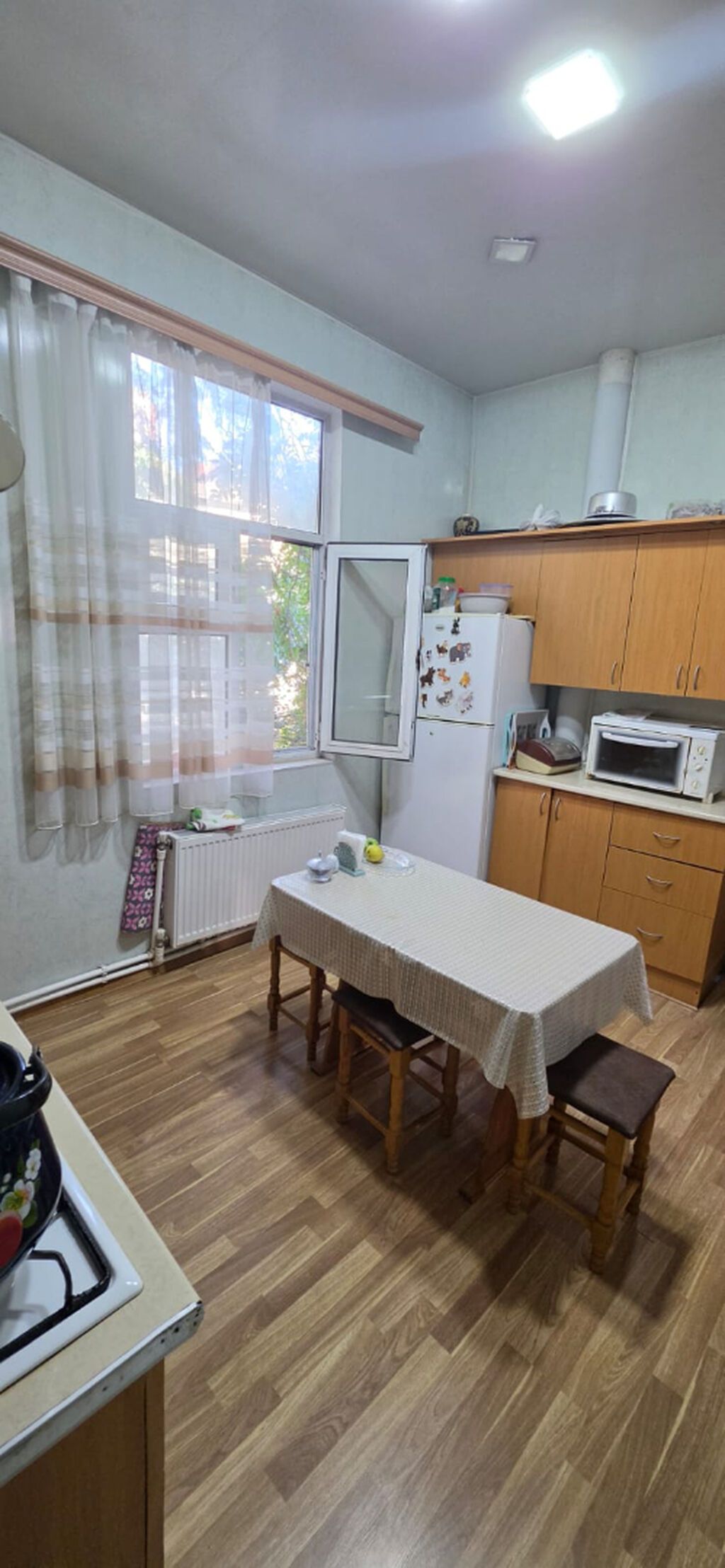 ÇOX Kirayə Mənzil Mənzil,28 May metrosunun 2 ci çıxışına — Mənzil, Bakı (7)