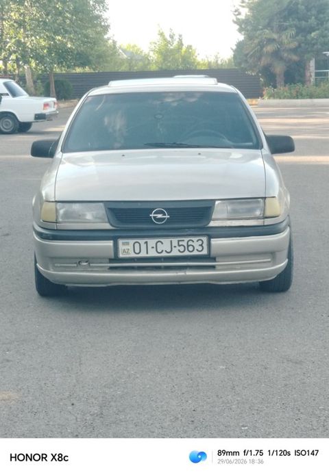 Opel Vectra, 1.6 L, 1994 il, 393 256 km — Tərtər