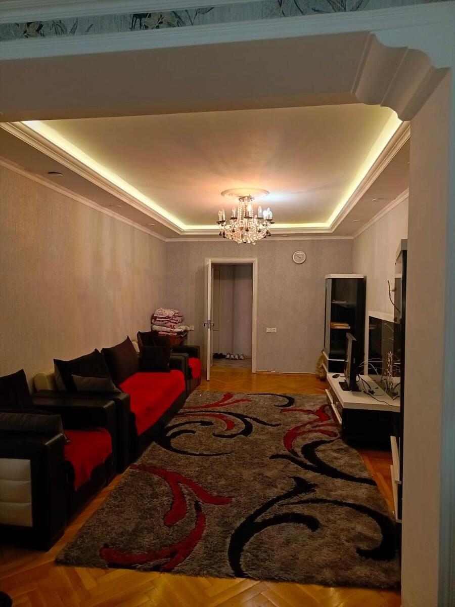 Satılır 3 otaqlı köhnə tikili 100 m² — Mənzil, Bakı (8)