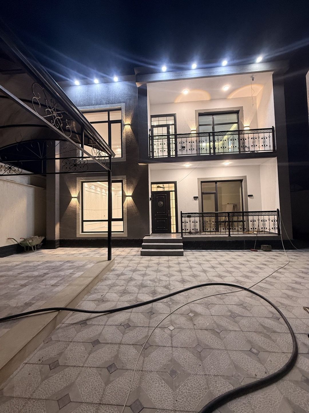 Satılır 5 otaqlı həyət evi/bağ evi 200 m² — Ev, villa, Bakı