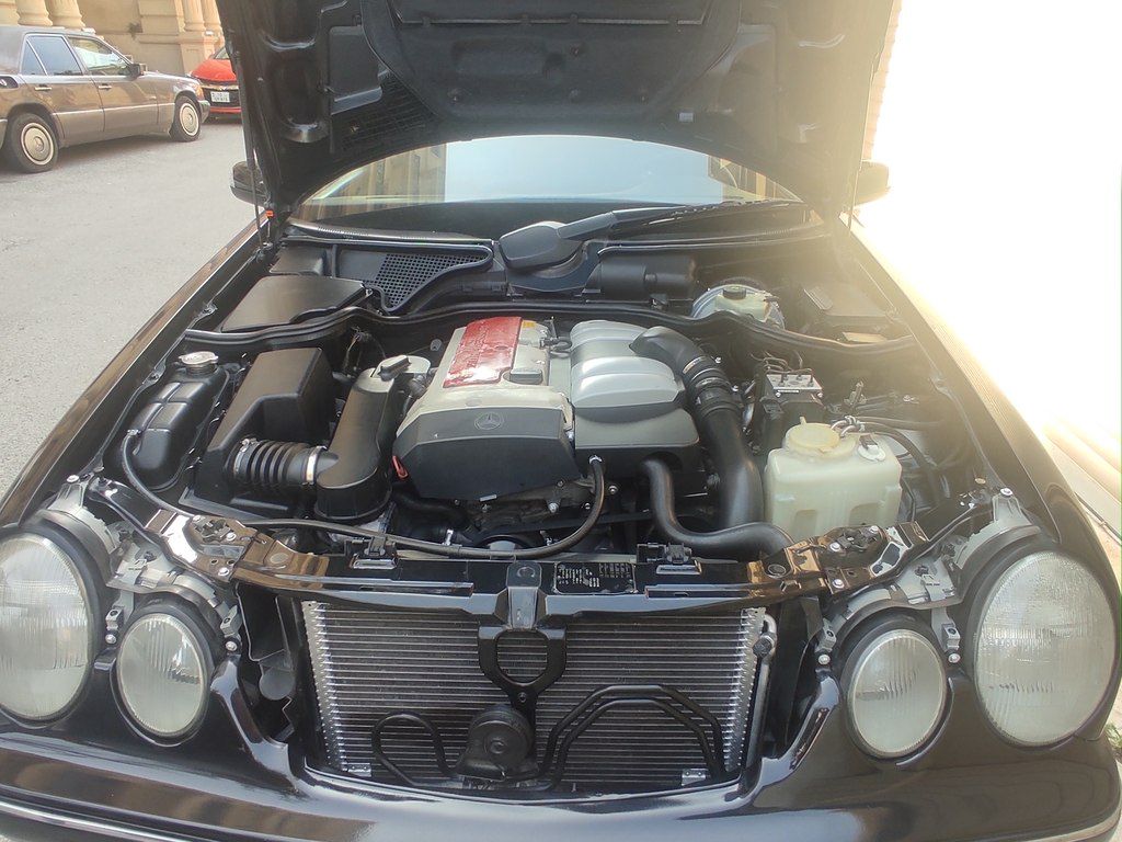 Mercedes E 200, 2.0 L, 2001 il, 372 000 km 99-HA-738 — Avtomobillər, Bakı (10)