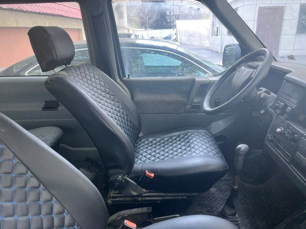 Volkswagen Caravelle, 2.5 L, 1996 il, 365 000 km — Avtomobillər, Bakı (10)