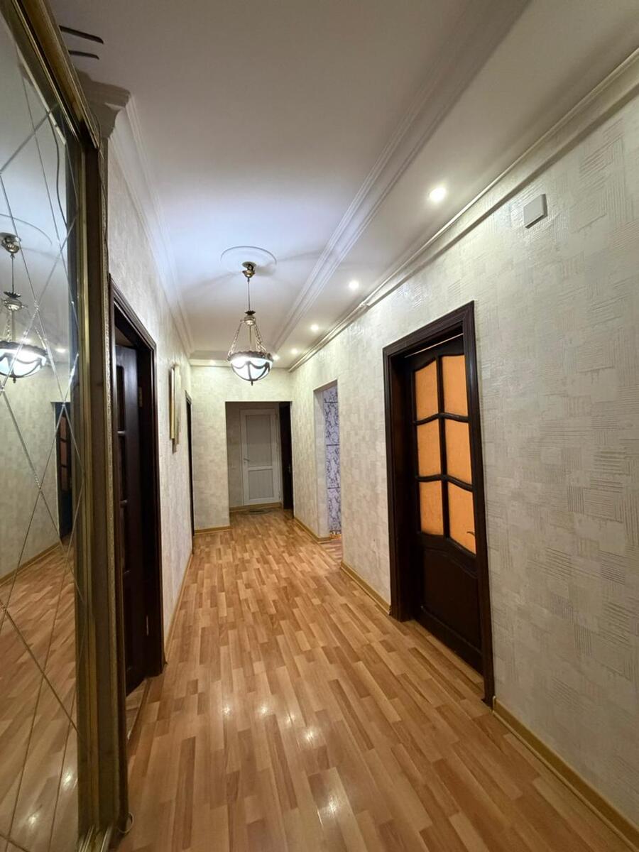 Satılır 5 otaqlı köhnə tikili 120 m² — Mənzil, Bakı (7)
