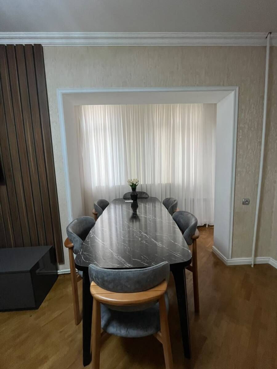 Satılır 4 otaqlı köhnə tikili 110 m² — Mənzil, Bakı (4)