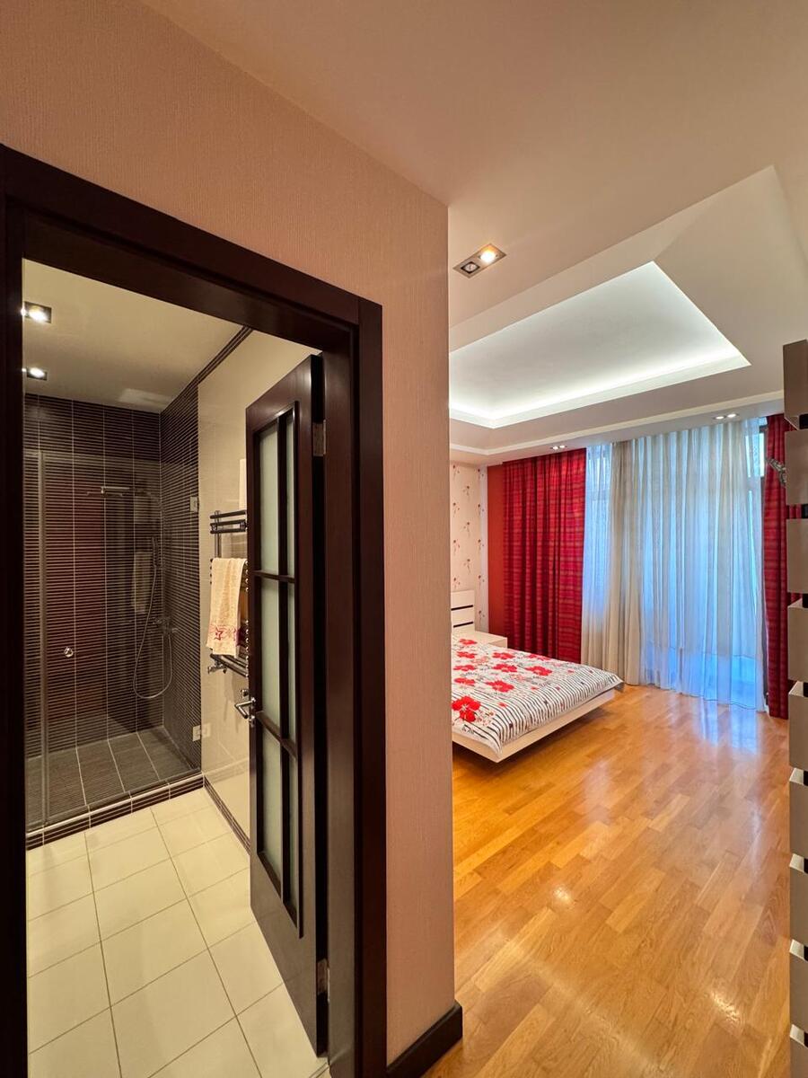 Satılır 4 otaqlı yeni tikili 222 m² — Mənzil, Bakı (9)