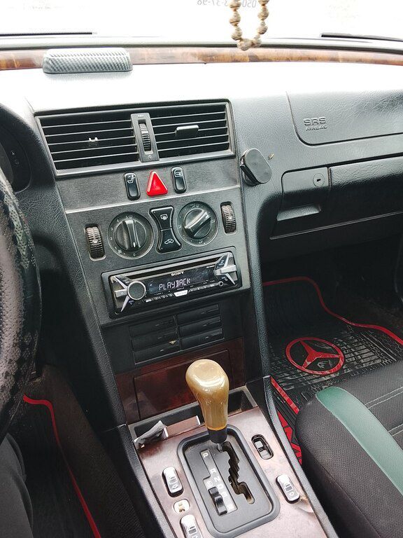 Mercedes C 180, 1.8 L, 1995 il, 523 659 km 10-SZ-871 — Avtomobillər, Bakı (4)