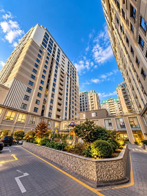 Satılır 3 otaqlı yeni tikili 100 m² — Bakı
