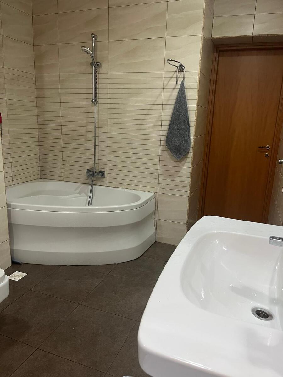 Satılır 2 otaqlı yeni tikili 101 m² — Mənzil, Bakı (9)