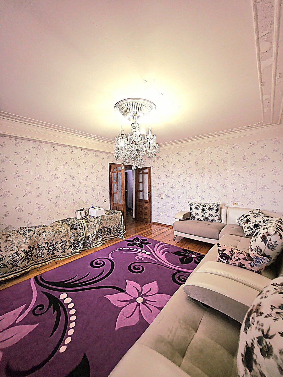 Satılır 4 otaqlı köhnə tikili 110 m² — Mənzil, Bakı (2)