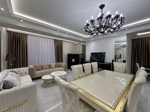 Satılır 4 otaqlı yeni tikili 144 m² — Bakı