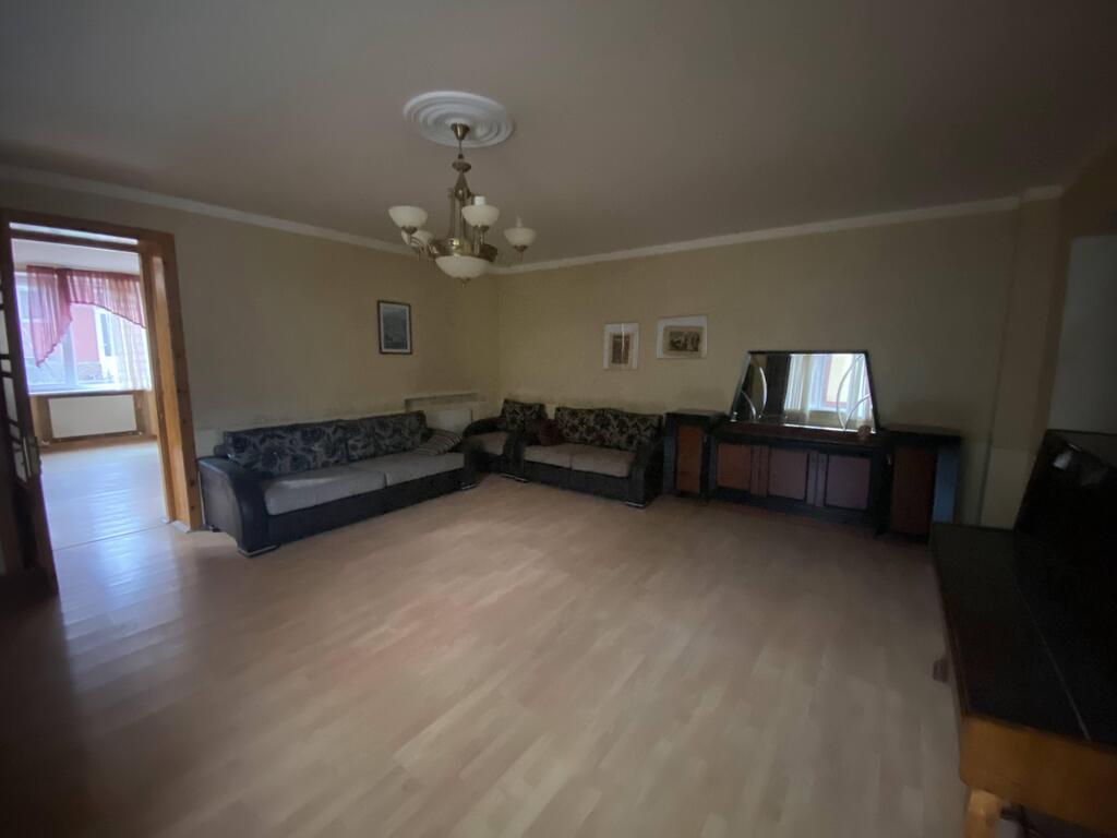 Satılır 5 otaqlı həyət evi/bağ evi 270 m² — Ev, villa, Gəncə (9)