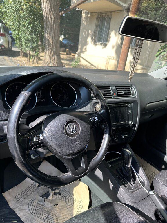 Volkswagen Jetta, 1.4 L, 2017 il, 244 000 km 10-TY-549 — Avtomobillər, Bakı (2)