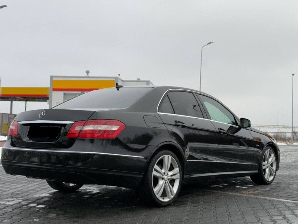 Mercedes E 220, 2.1 L, 2010 il, 410 000 km — Avtomobillər, Bakı (3)