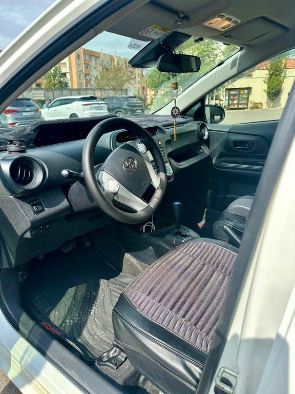 Toyota Aqua, 1.5 L, 0.87 kWh, 2018 il, 159 000 km — Avtomobillər, Bakı (8)