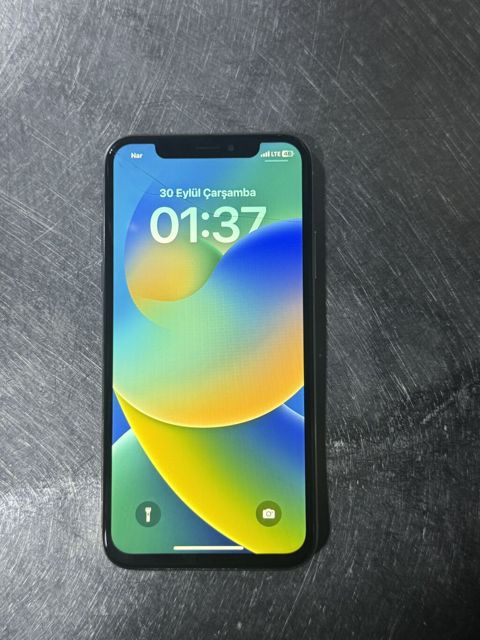IPhone X, 64 GB, Ağ, Qırıq — Masazır