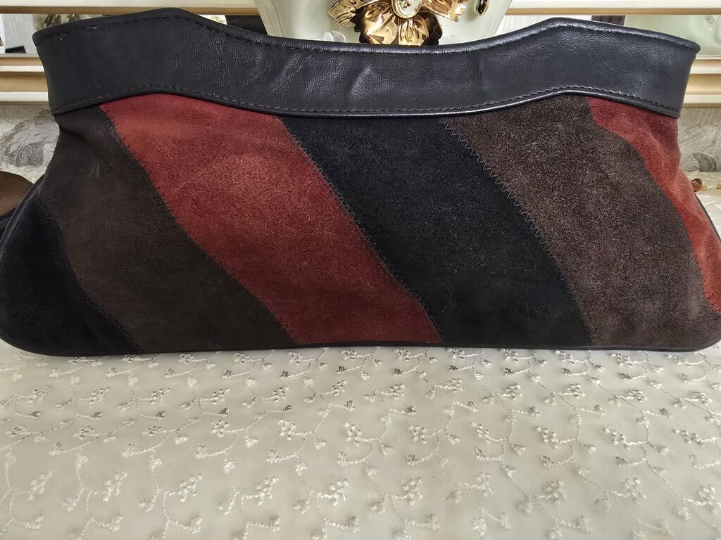 Qadın dəri/şamoa clutch çanta - Material: Ön hissə şamoa parçalardan — Çantalar, çamadanlar, cüzdanlar, Bakı