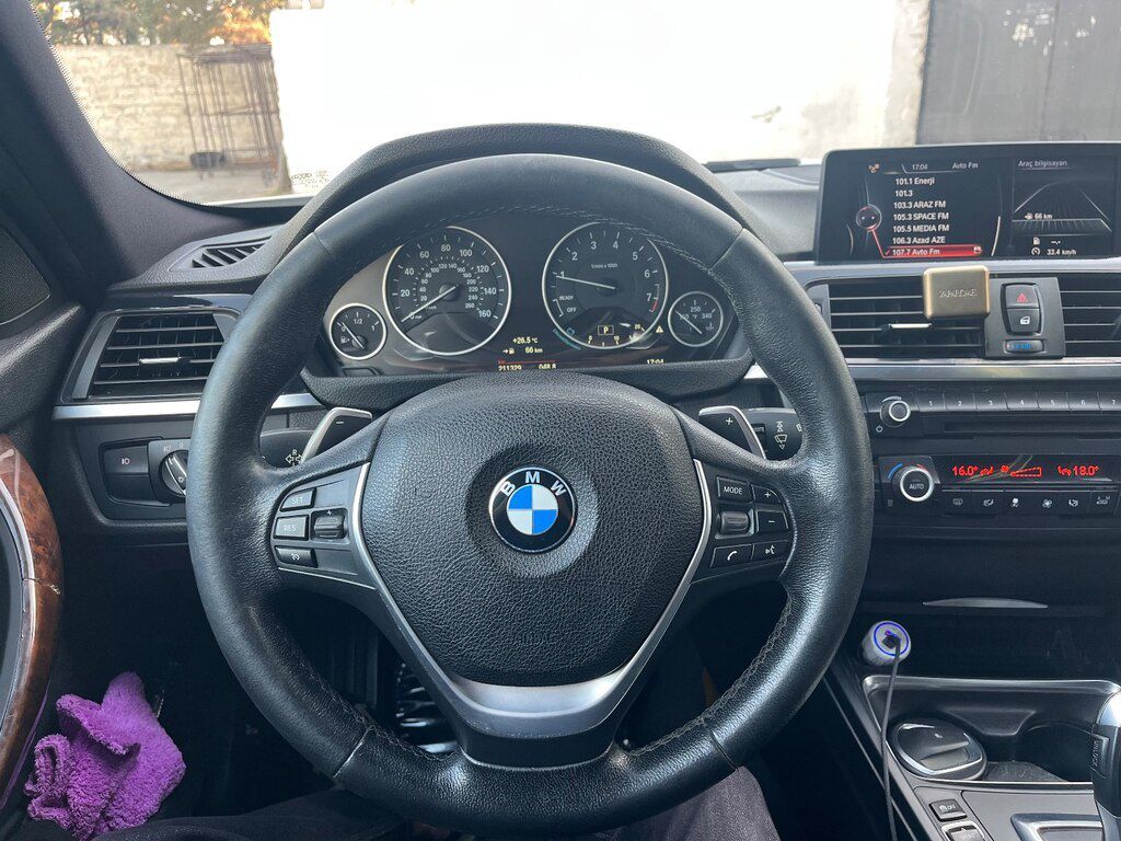 BMW 330, 2.0 L, 2015 il, 211 100 km — Avtomobillər, Bakı (7)