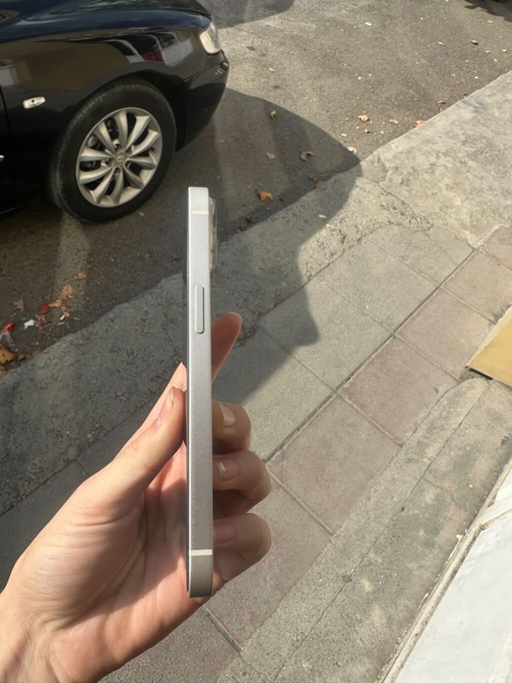 IPhone 13, Ağ, Face ID — Apple iPhone, Bərdə