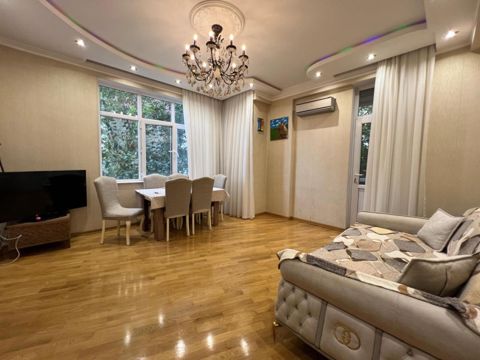 Satılır 3 otaqlı yeni tikili 100 m² — Bakı