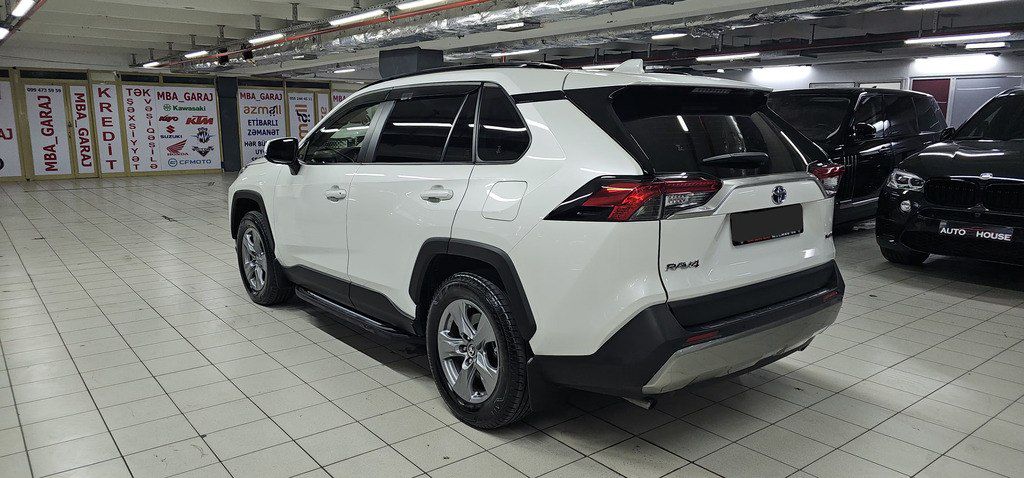 Toyota RAV4, 2.5 L, 1.6 kWh, 2023 il, 32 700 km — Avtomobillər, Bakı (7)