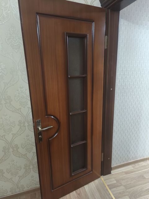 Qonaq otağı üçün İşlənmiş Otaq qapısı 60x190 sm Çərçivə ilə, Zəmanətsiz, Ünvandan götürmə — Bakı