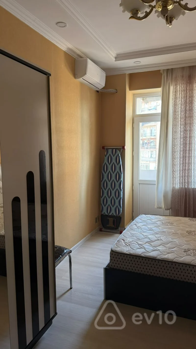 2 otaqlı mənzil, 65 m², Əsəd Əhmədov küçəsi — kirayə — Mənzil, Bakı (4)