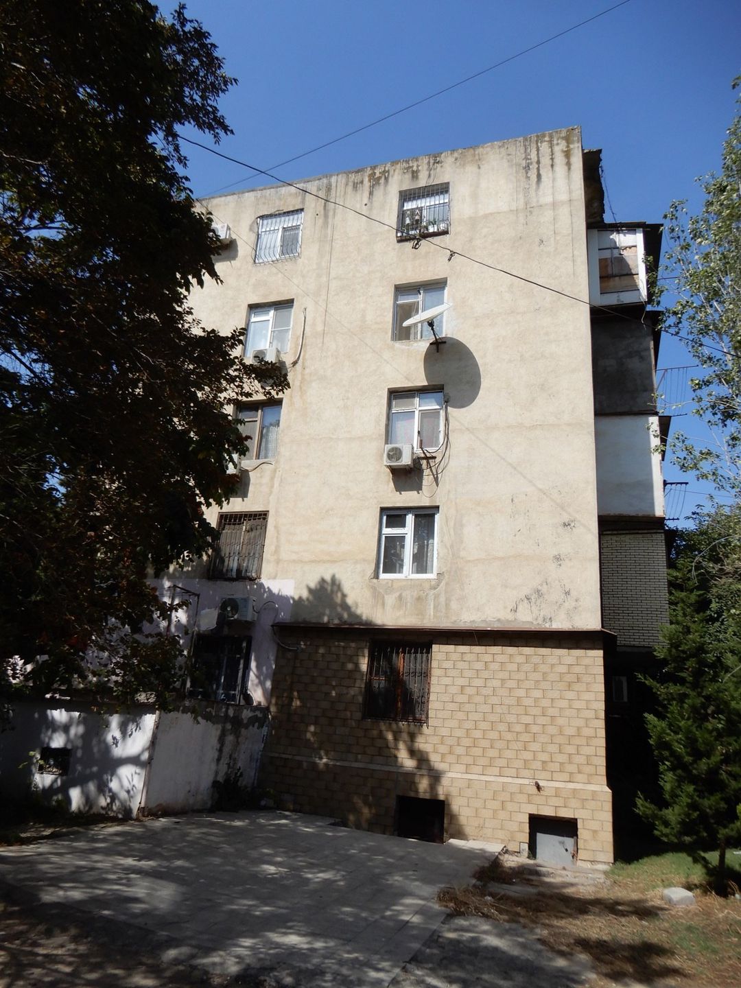 Satılır 2 otaqlı köhnə tikili 45 m² — Mənzil, Bakı (2)