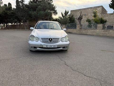 Mercedes C 200, 2.0 L, 2001 il, 480 000 km — Bakı
