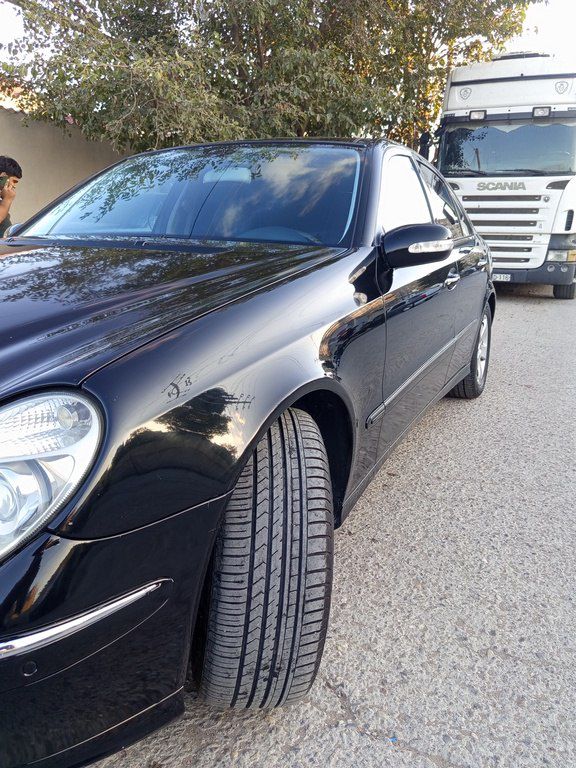 Mercedes E 200, 1.8 L, 2003 il, 331 258 km 99-XY-907 — Avtomobillər, Bakı (5)