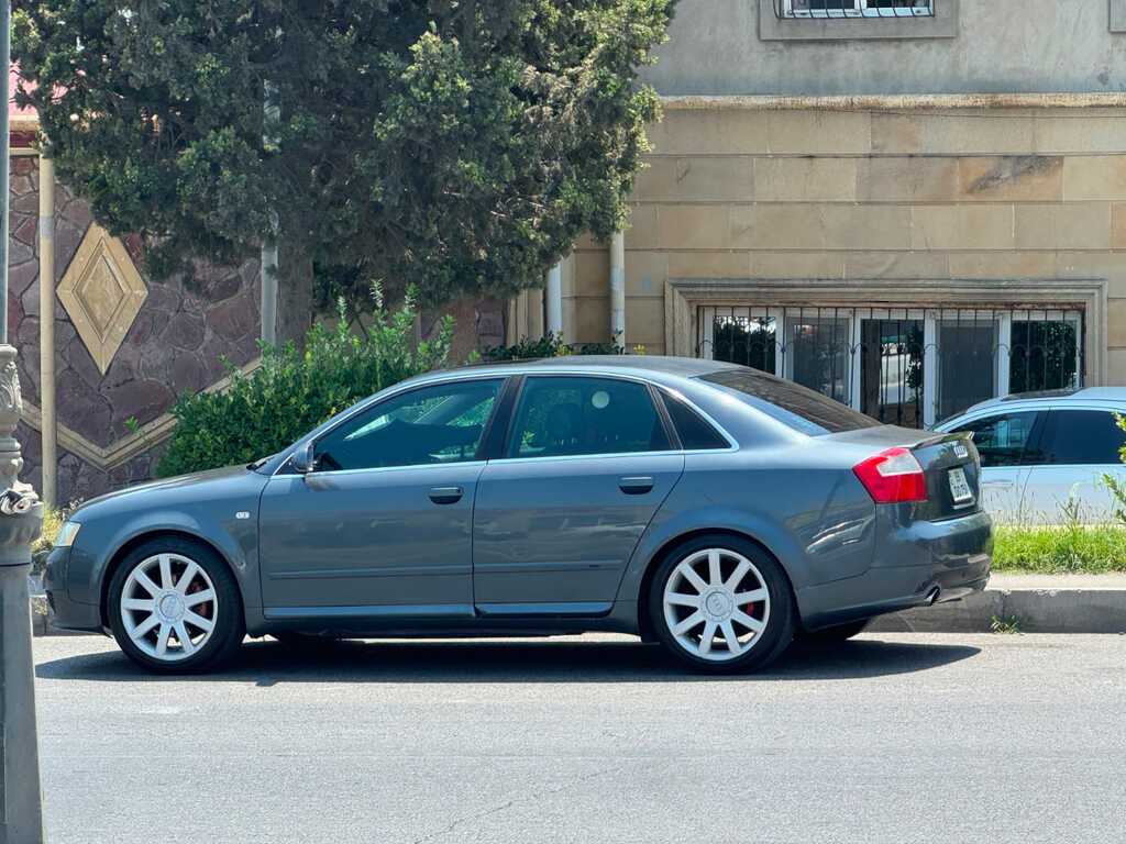 Audi A4, 1.8 L, 2004 il, 400 000 km — Avtomobillər, Sumqayıt (4)